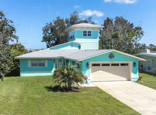 1626 Sea Breeze Dr, Tarpon Springs, FL 34689