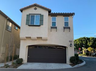 12827 W Hemingway Dr, Pacoima, CA 91331