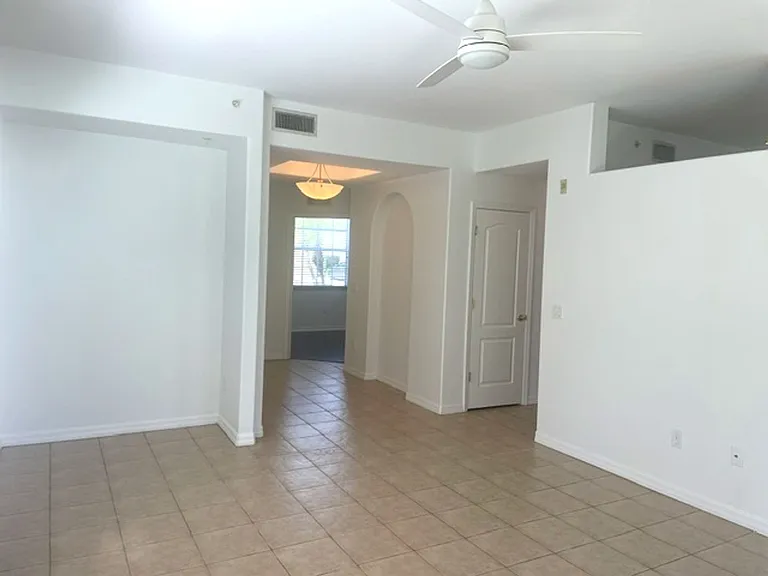 4270 Vicenza Dr #B40 — Photo 6