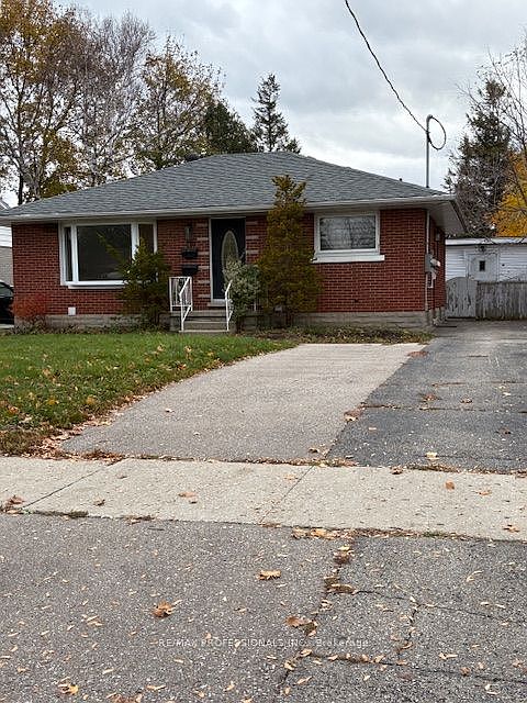 1st image of 139 Byron Ave