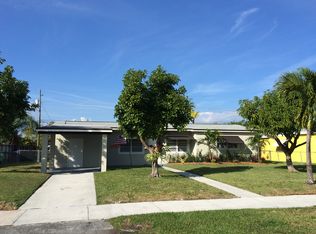 10025 Nicaragua Dr, Cutler Bay, FL 33189