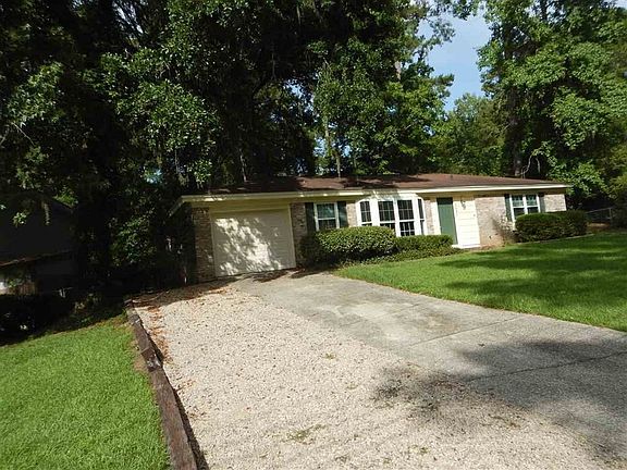 2nd image of 2401 Gothic Dr