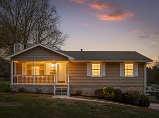 5337 Hunter Village Dr, Ooltewah, TN 37363