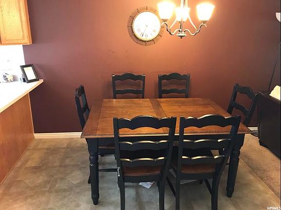4th image of 2719 S Centerbrook Dr