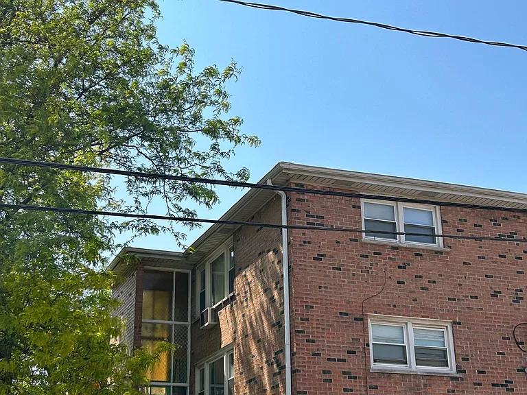 14019 S School St — Photo 15