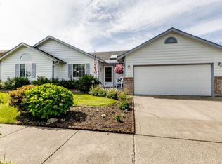 723 71st St, Springfield, OR 97478