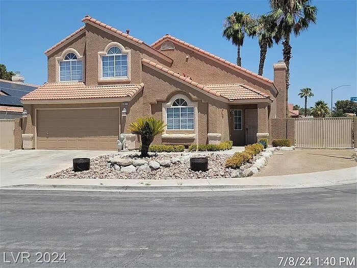 4 bed, 3.0 bath, 1822 sqft, $2,445 — Photo 2