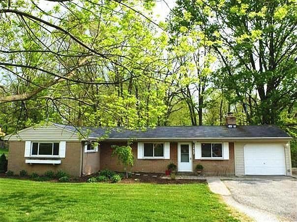 1st image of 2867 Bahns Dr