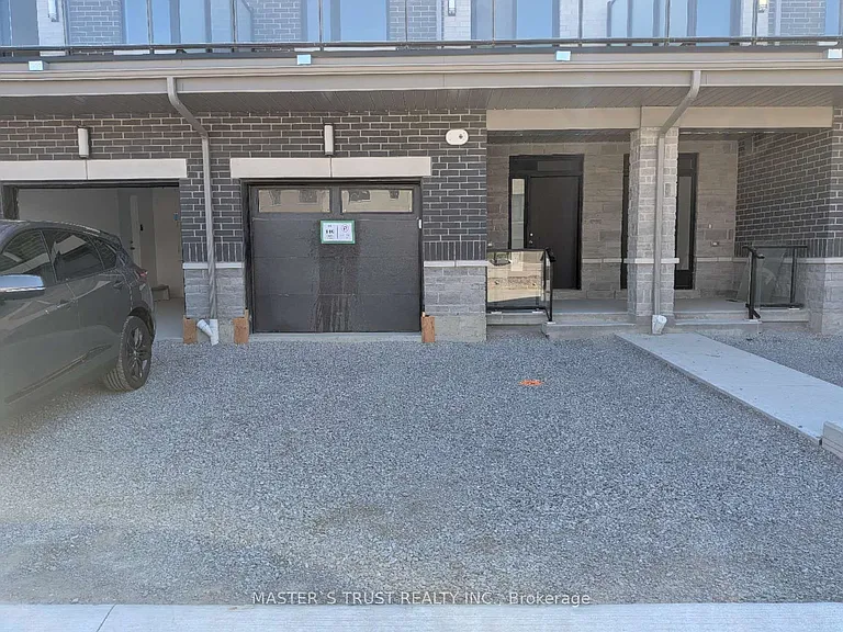 110 Grimsby Ln — Photo 2