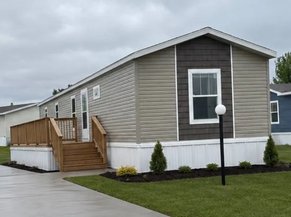 111 Crestview Dr #Le, Le Mars, IA 51031