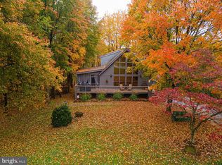 1001 Tecumseh Trl, Hedgesville, WV 25427