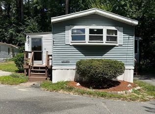 38 River Rd #10, Pepperell, MA 01463