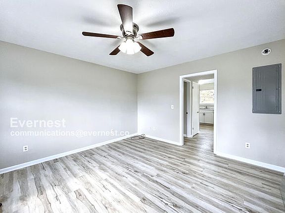 3rd image of 63 Clara Dr Unit C