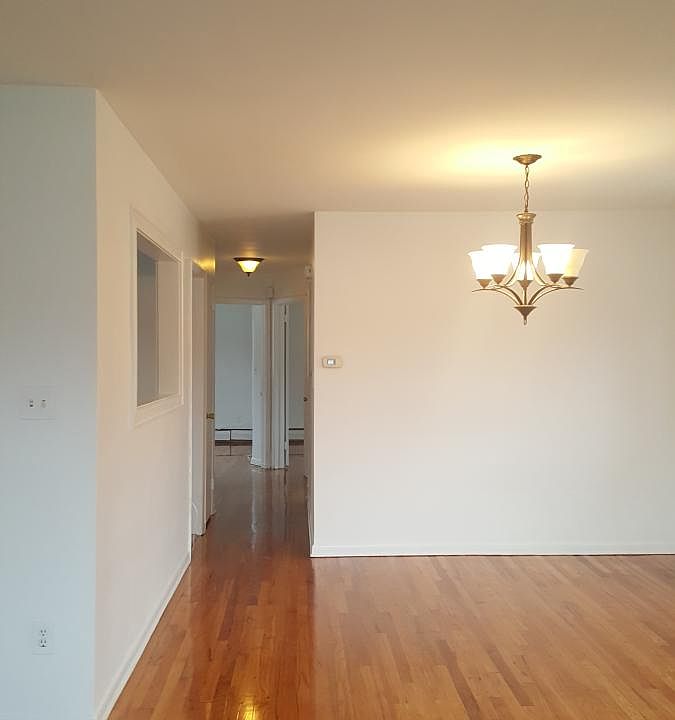 2nd image of 7 Gifford Ct