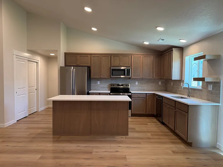 11135 Bluefield Dr — Photo 4