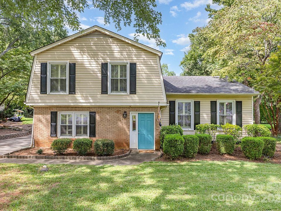 1st image of 2241 Gaines Ave