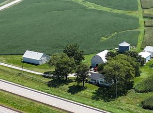 645 190th Ave, Pella, IA 50219