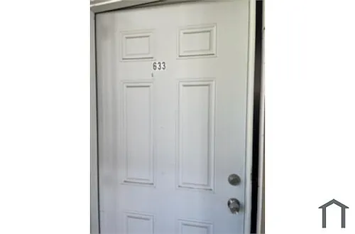 633 N Lockwood Ave #1 Photo 1