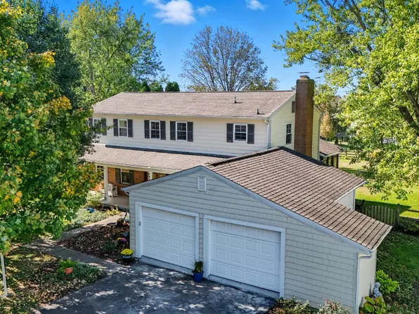 7717 Whitehall Cir W, West Chester, OH 45069