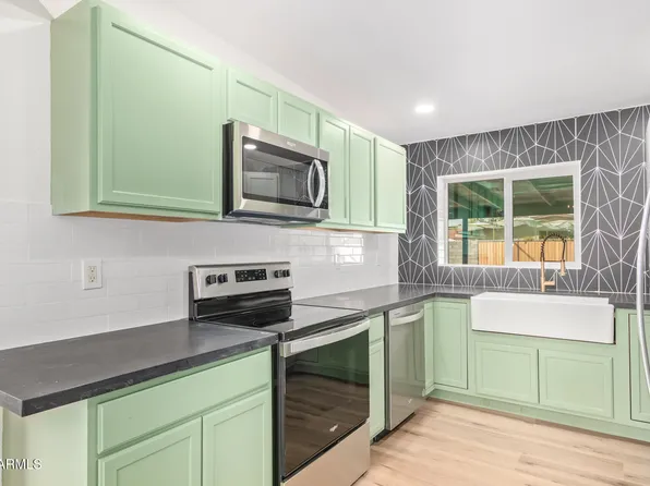 2230 W CAMBRIDGE Avenue, Phoenix, AZ 85009