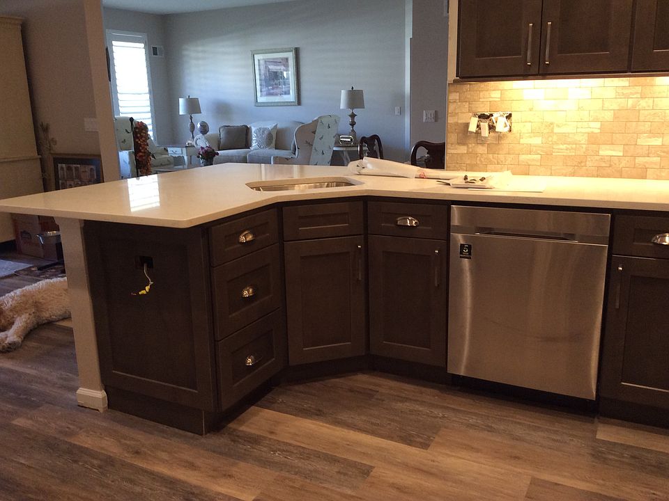 1st image of 23 Deerchase Ln