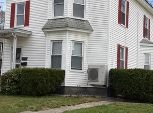 68 4th St #2, Leominster, MA 01453