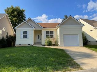 117 Woodcreek Cir, Swannanoa, NC 28778