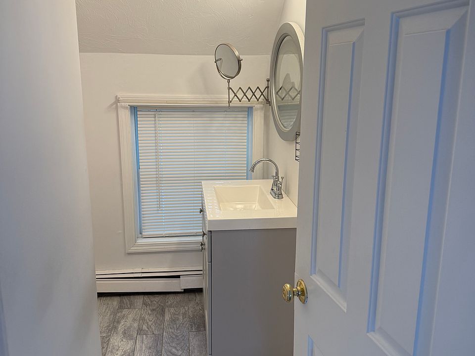 1st image of 15 Gay St #13