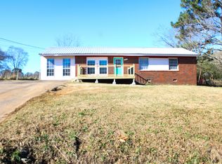 712 Cedar Springs Rd, Weaver, AL 36277