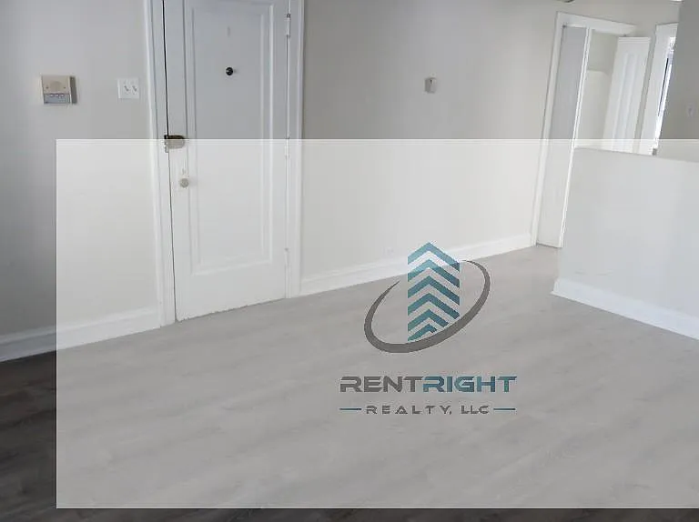 1249-55 W Henderson St #12511 — Photo 22