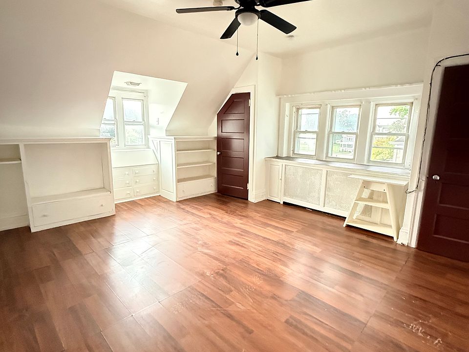 Charming, bright living room