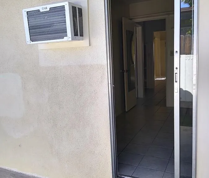 1843 E Palmyra Ave — Photo 27