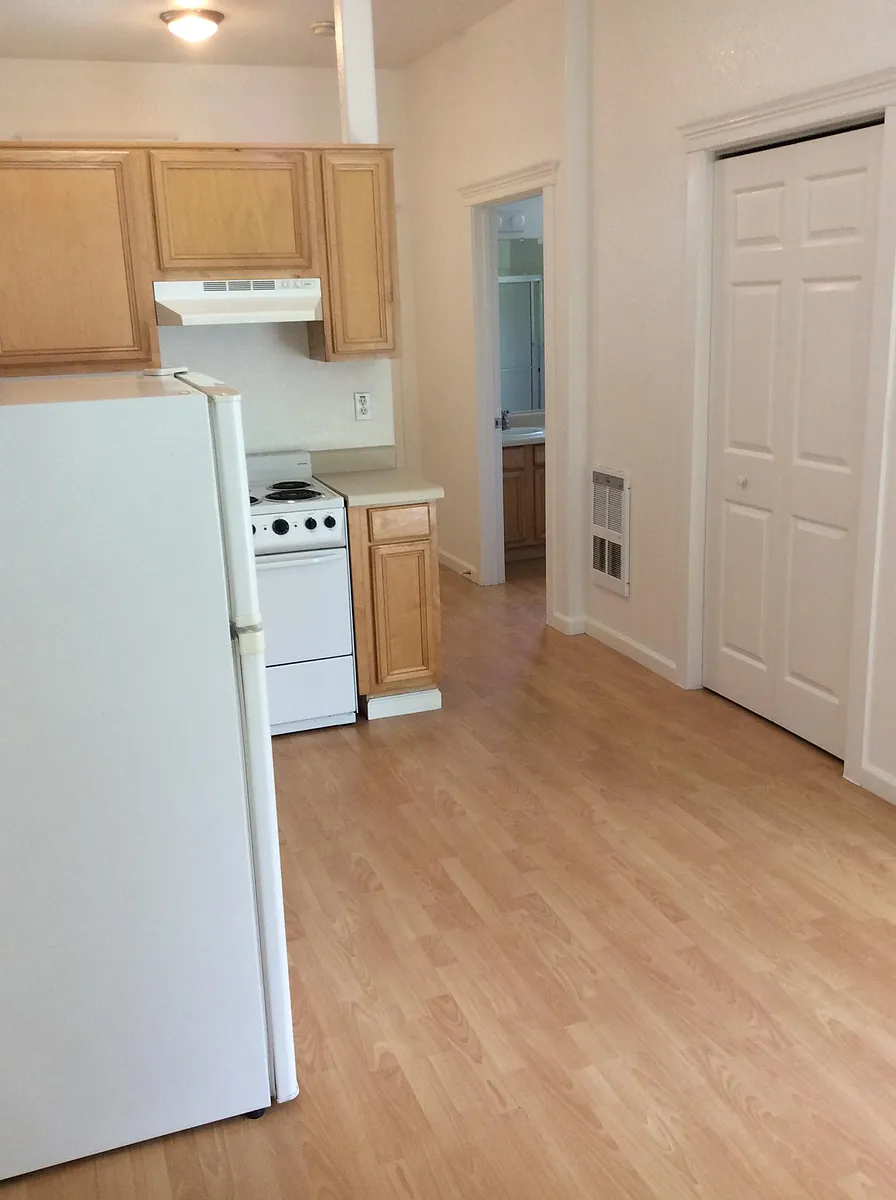 Building Photo - 500 Soquel Ave #12