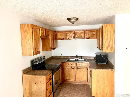 3079 W Lehman Ave Photo 1