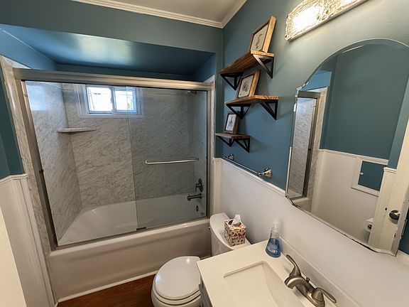 5th image of 12756 Venness St
