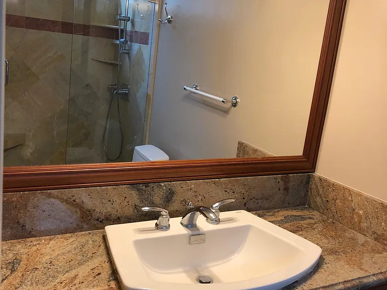 1082 Robbia Dr — Photo 11