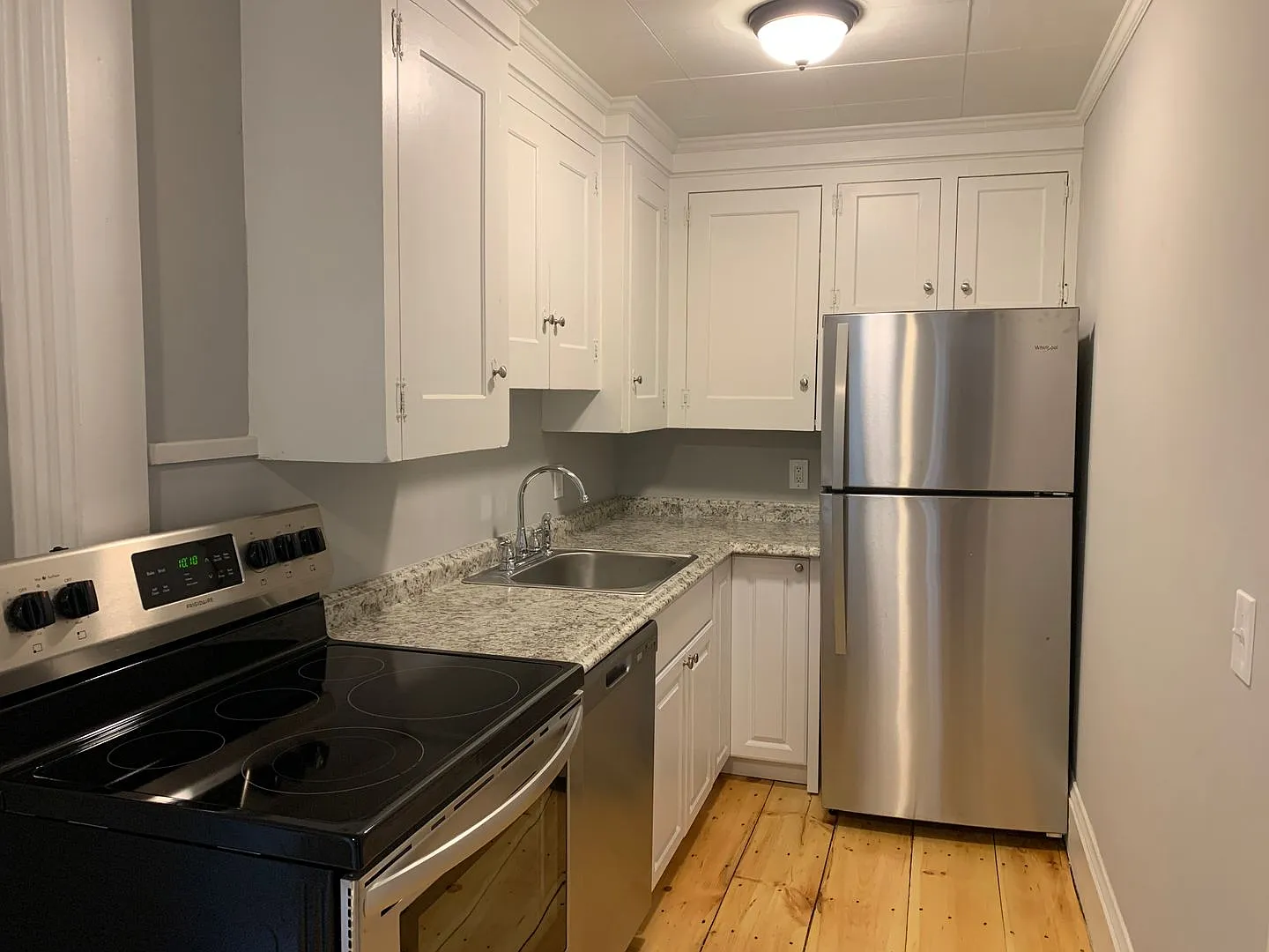 7 Green Street — Photo 2