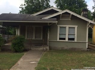 1020 W Russell Pl, San Antonio, TX 78212