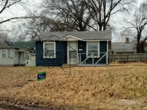 1728 S Walnut St, Pittsburg, KS 66762