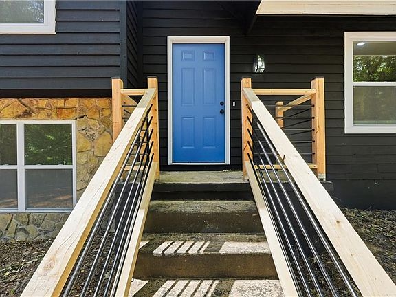 3rd image of 158 Longview Rd