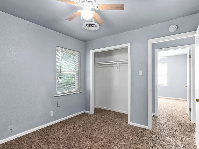 2709 Hillside Dr — Photo 15