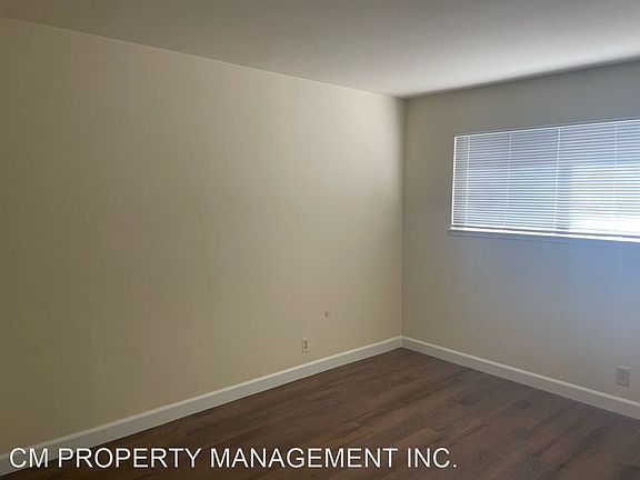 3rd image of 5200 Snow Dr APT 3