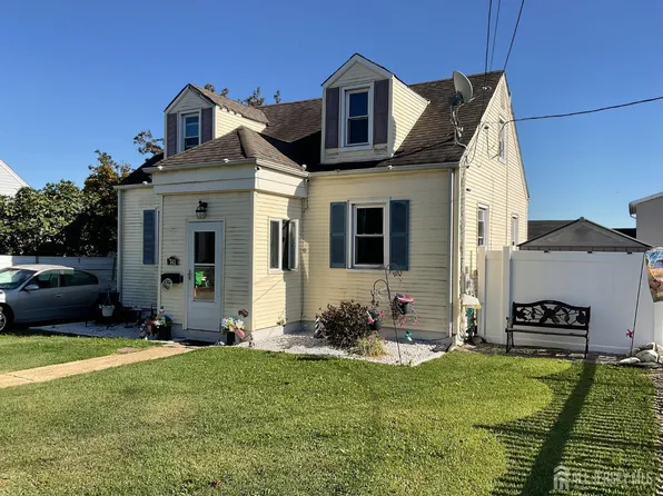741 Bordentown Ave, South Amboy, NJ 08879