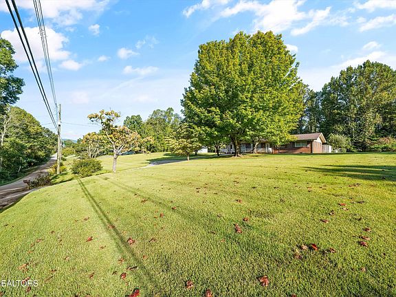 4th image of 813/815 Stephens Rd
