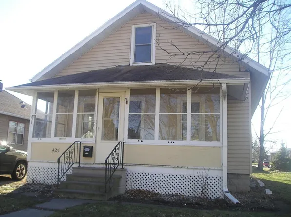 425 Annex Ave, Oshkosh, WI 54901