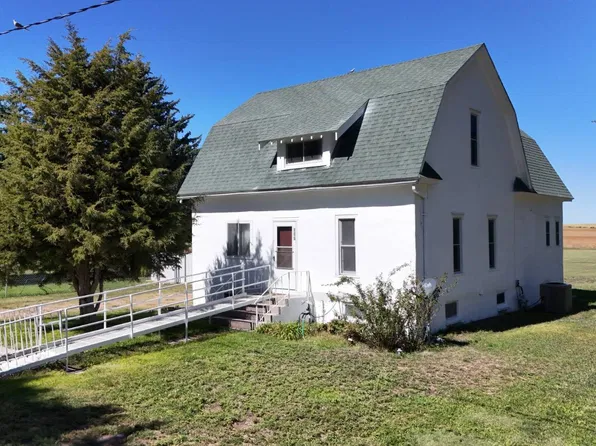 522 State St, Dalton, NE 69131
