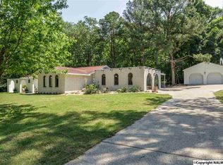 2608 Arrow Wood Dr SE, Huntsville, AL 35803