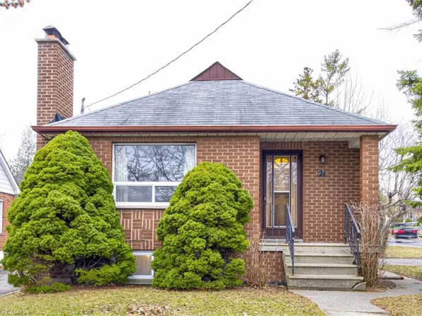 21 Dixon Rd, Toronto, ON M9P 2K9