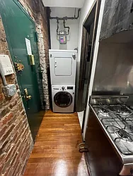 Rented by PocketBroker Inc