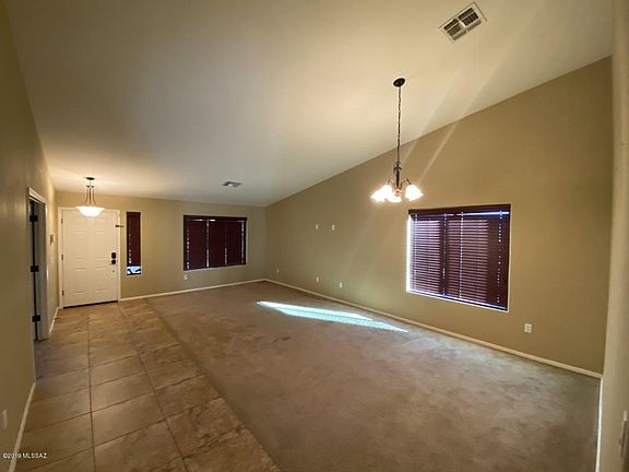 3rd image of 901 W Calle Iribu